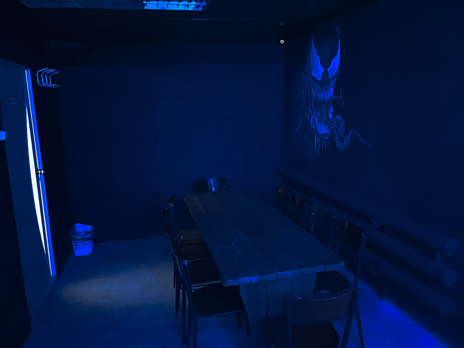 Venom room