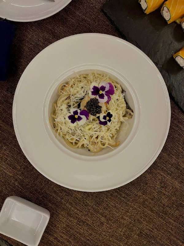 Спагетти с креветкой и трюфельным маслом  240г