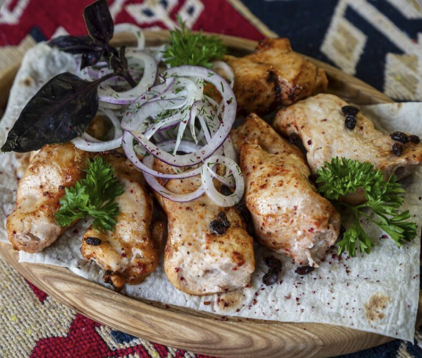 Шашлык из куриного филе 300 гр.
