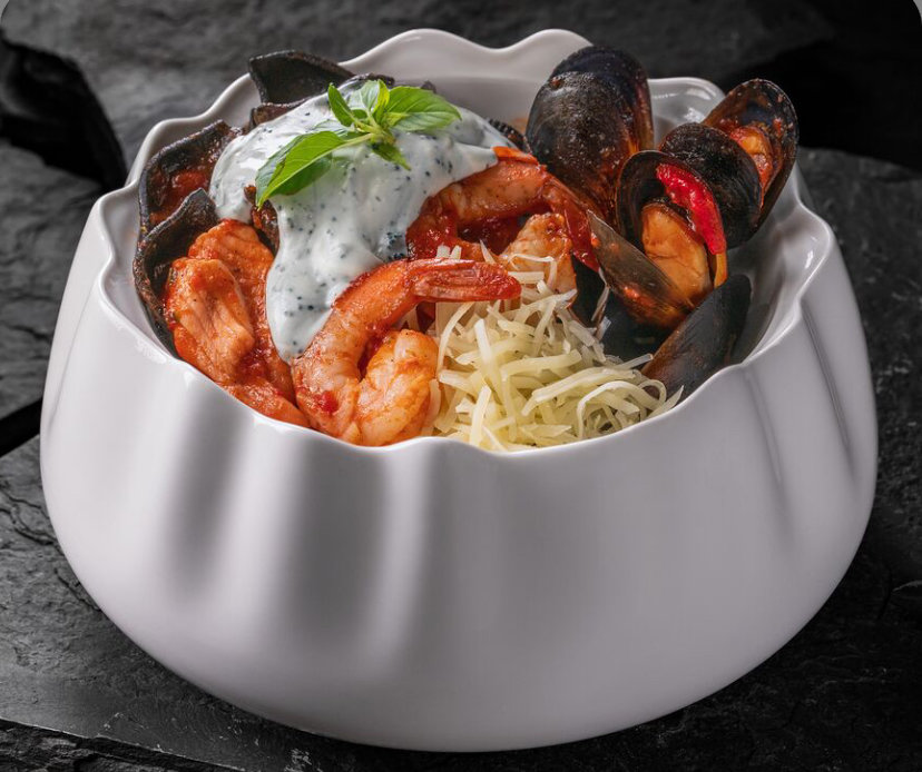 Конкильони с морепродуктами
