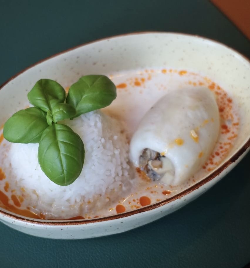 Кальмар фаршированный