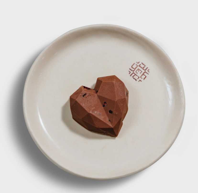 Гранат в шоколаде