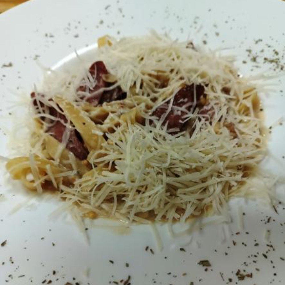Фетучини с охотскими колбасками