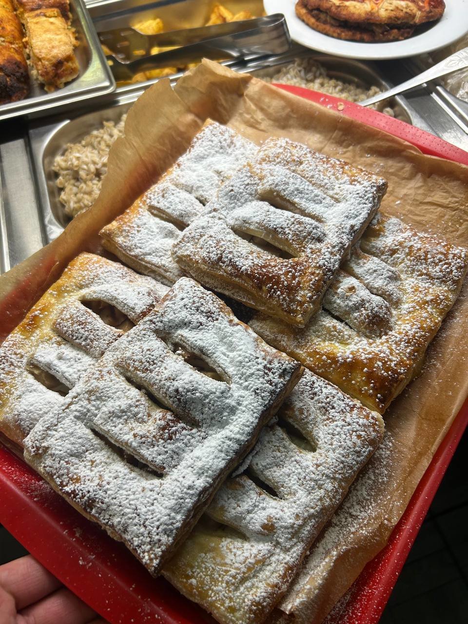 Слойки с грушей