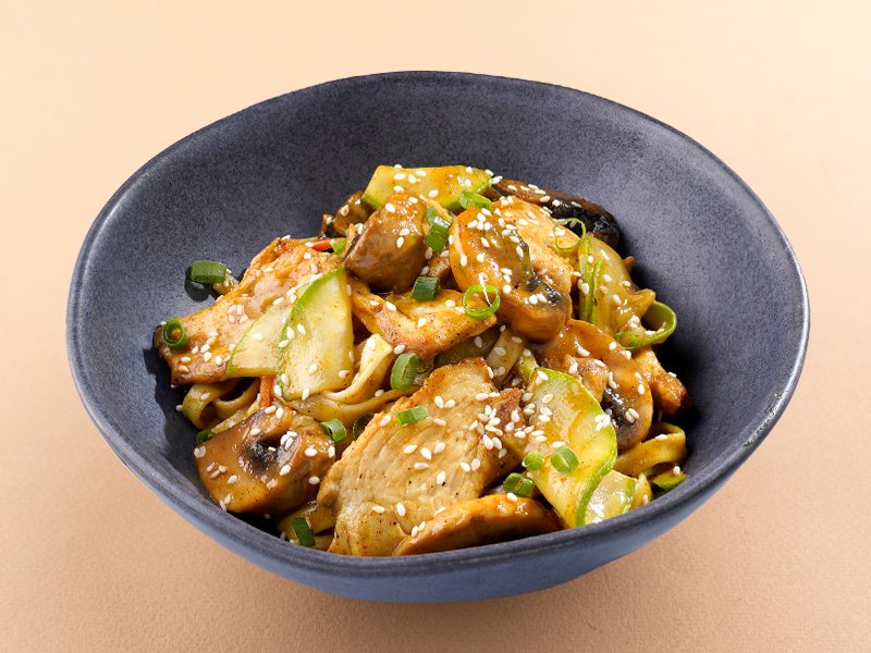 УДОН С КУРИЦЕЙ И СОУСОМ ТАНДУРИ