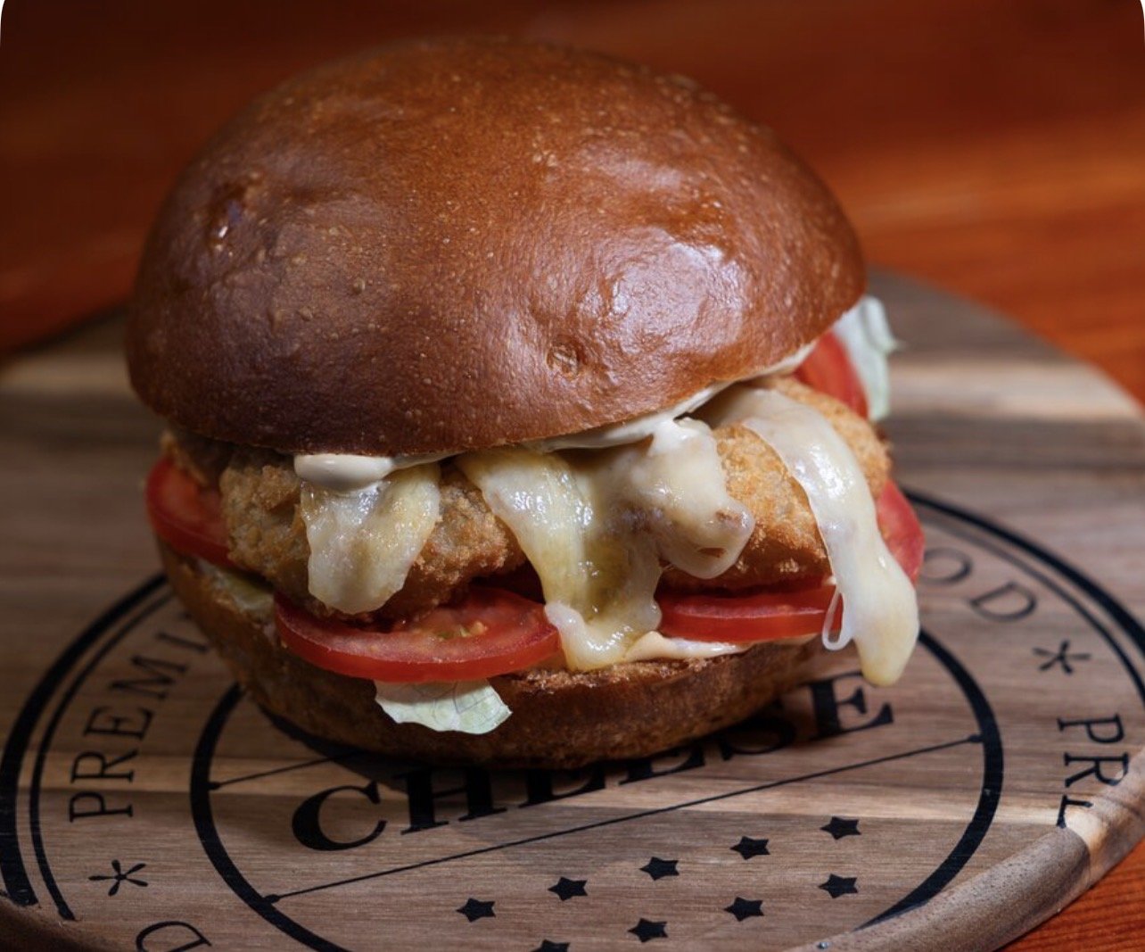 Бургер с креветками