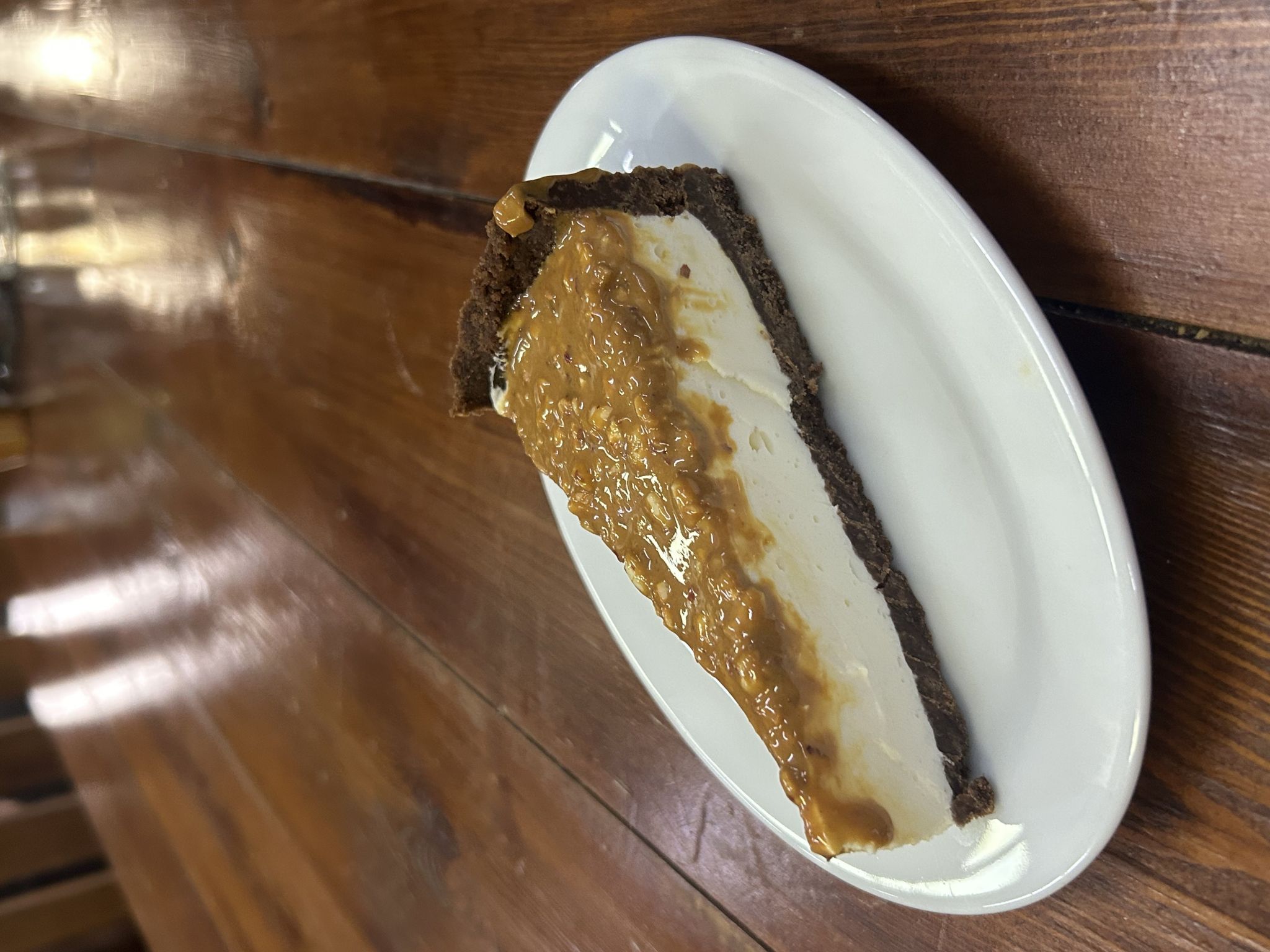 Чизкейк сникерс