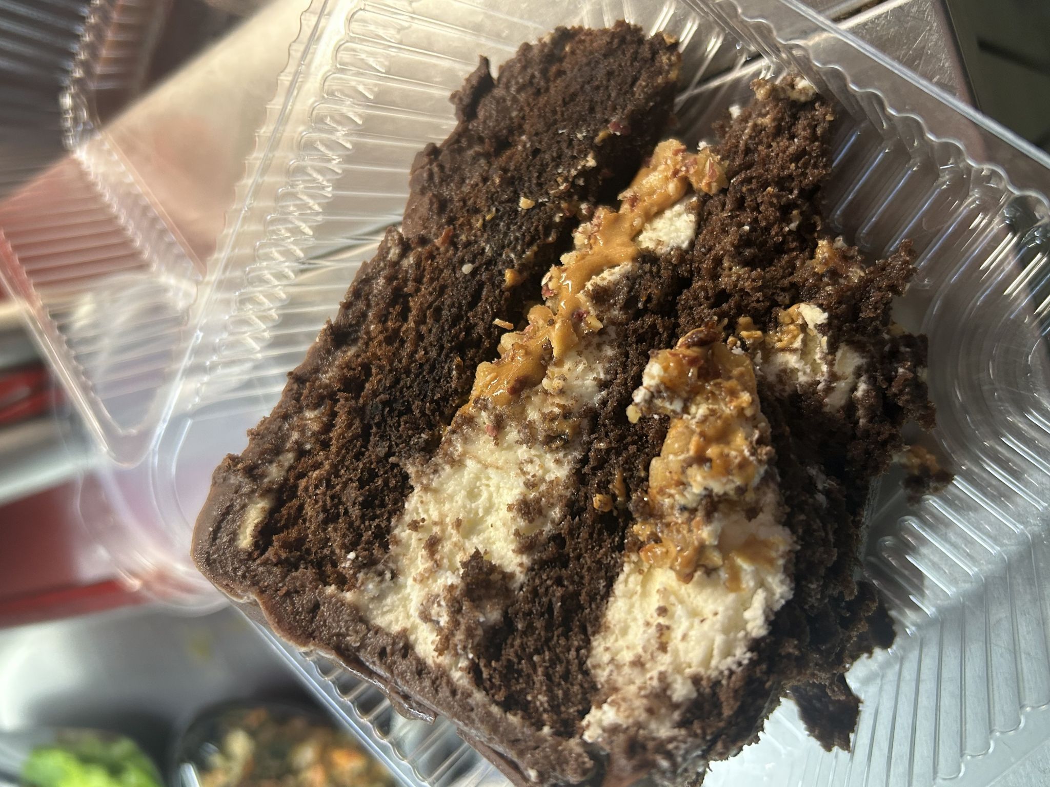 Торт сникерс