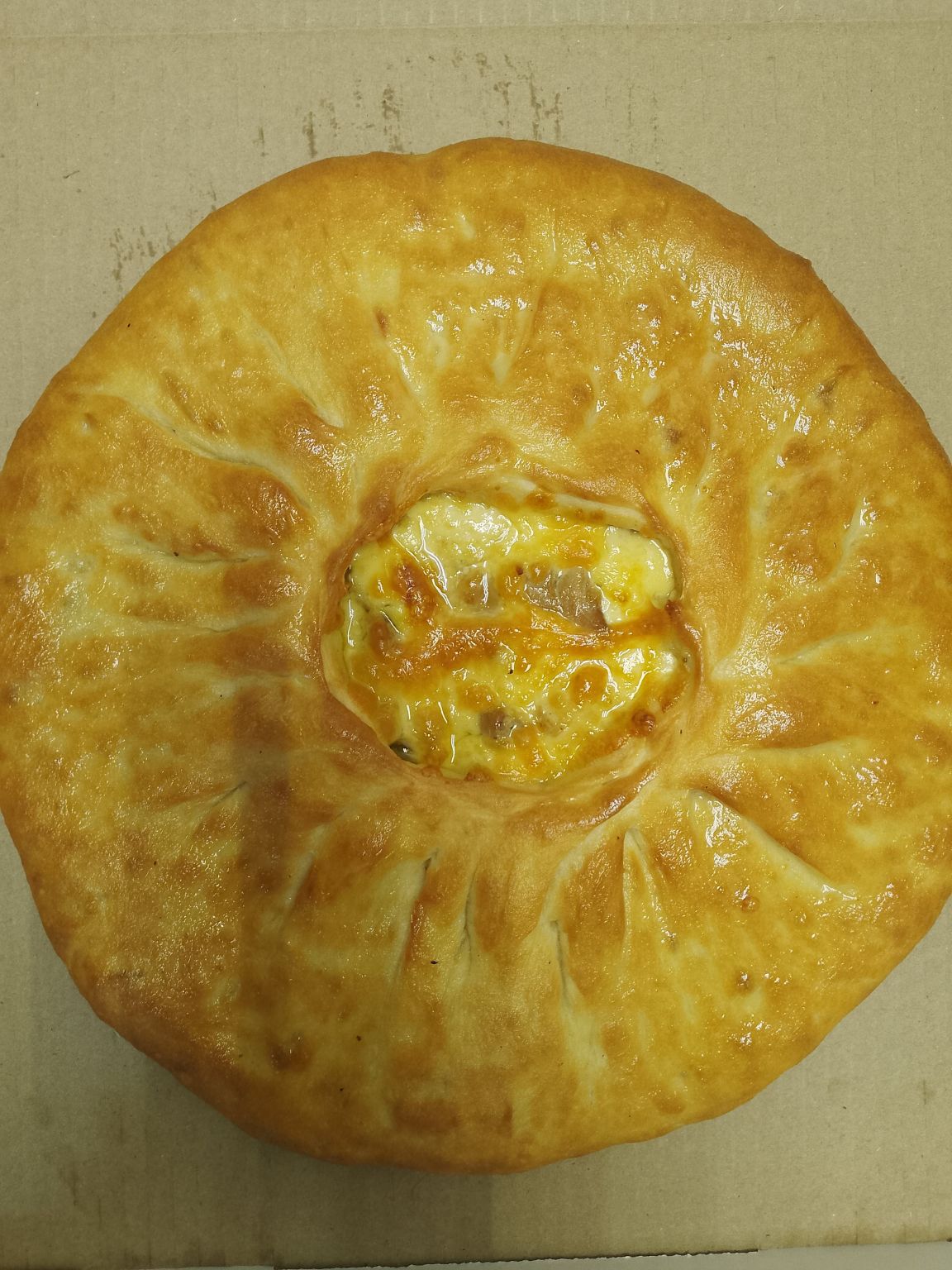 Хычин с цыпленком и сыром